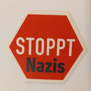 Bierdeckel "Stoppt Nazis" (25 Stück)-0